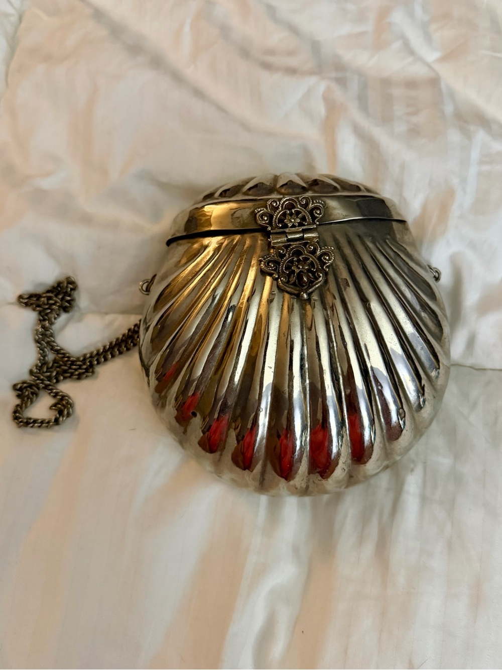Antique 1920s Vintage Brass Clamshell Victorian Style Boho Handbag Purse